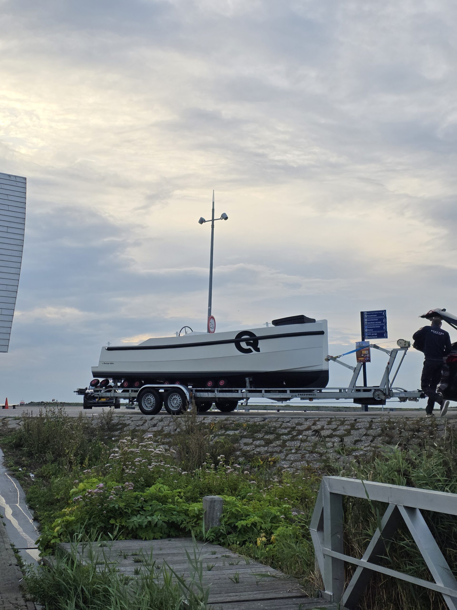 20250910 191952 scaled